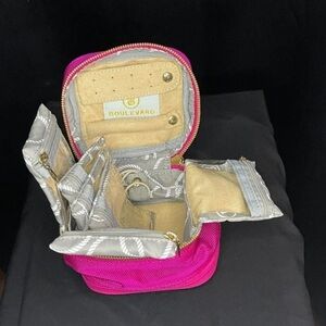 Victoria Jewelry Case